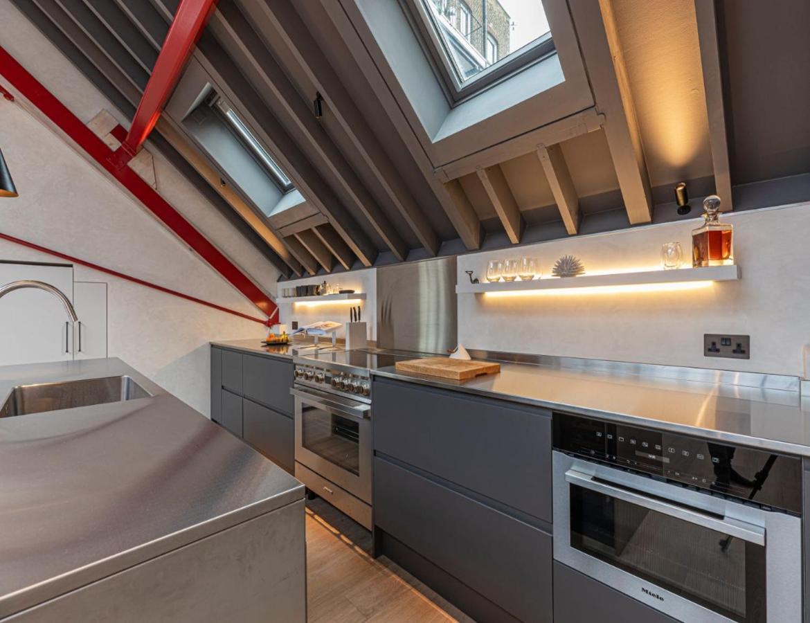 Joivy Stylish 1-bed Loft Near Battersea Park, South Apartment *